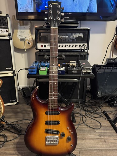 Vintage Yamaha SSC500 Guitar
