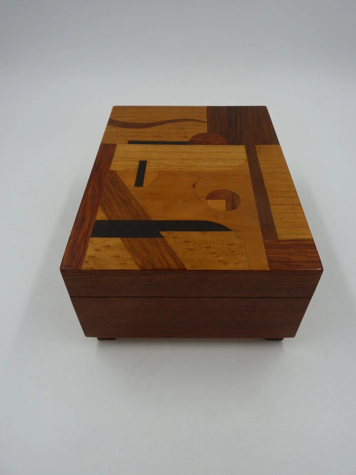 Schmuck Schatulle Holz Einlegearbeiten Art Deco geom. Bauhaus Design Spieluhr - Bild 3 von 4