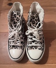 High Top Platform converse Lepoard print Size 3,