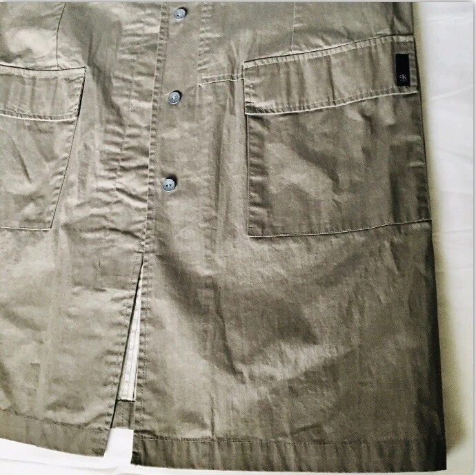 Trench coat CALVIN KLEIN grandes botões escondidos bege comprimento médio sensação de algodão encerado - Imagem 4 de 4