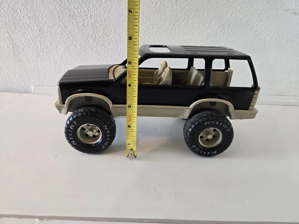 Vintage Nylint pressed steel Black Blazer, Explorer, Jeep, Bronco SUV - Image 2 of 4