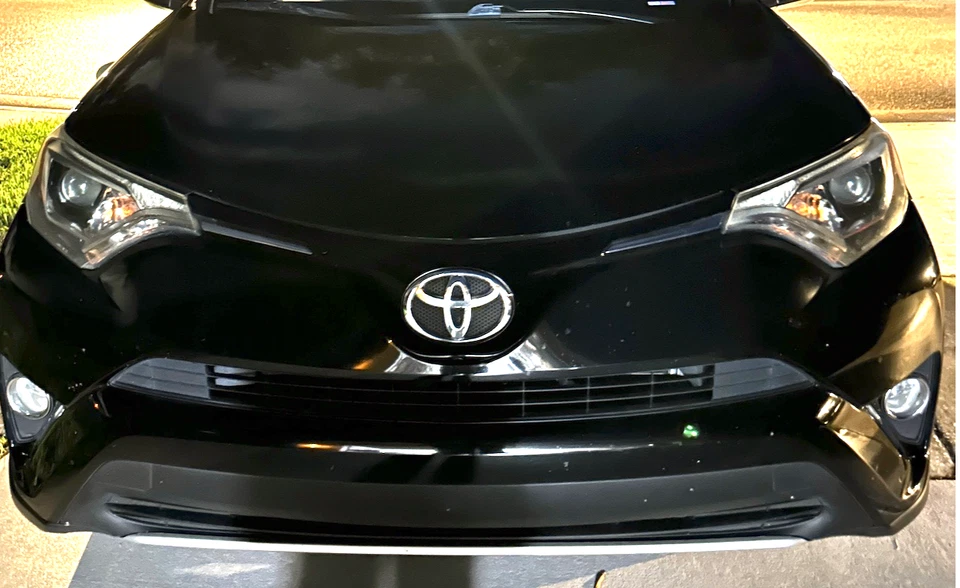 Genuine OEM Pair Set of Left & Right Headlights Lamps For 2016 Toyota RAV4 - Image 4 of 4