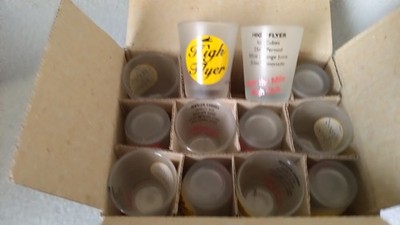 Schnapsgläser, Überflieger x 12, Bar/Hausbar, mit Getränkerezept auf Gläsern