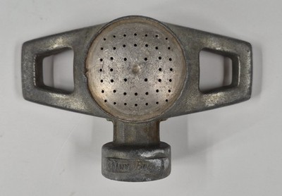 Vtg Rain Bird Pat. D-220,763 Cast Aluminum Yard Lawn Garden Soaker Sprinkler