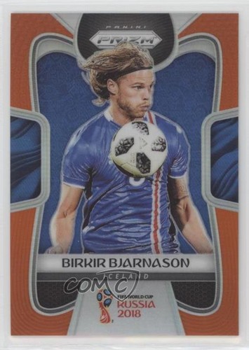 Birkir Bjarnason [Orange Prizm] #104 2018 Panini Prizm World Cup card
