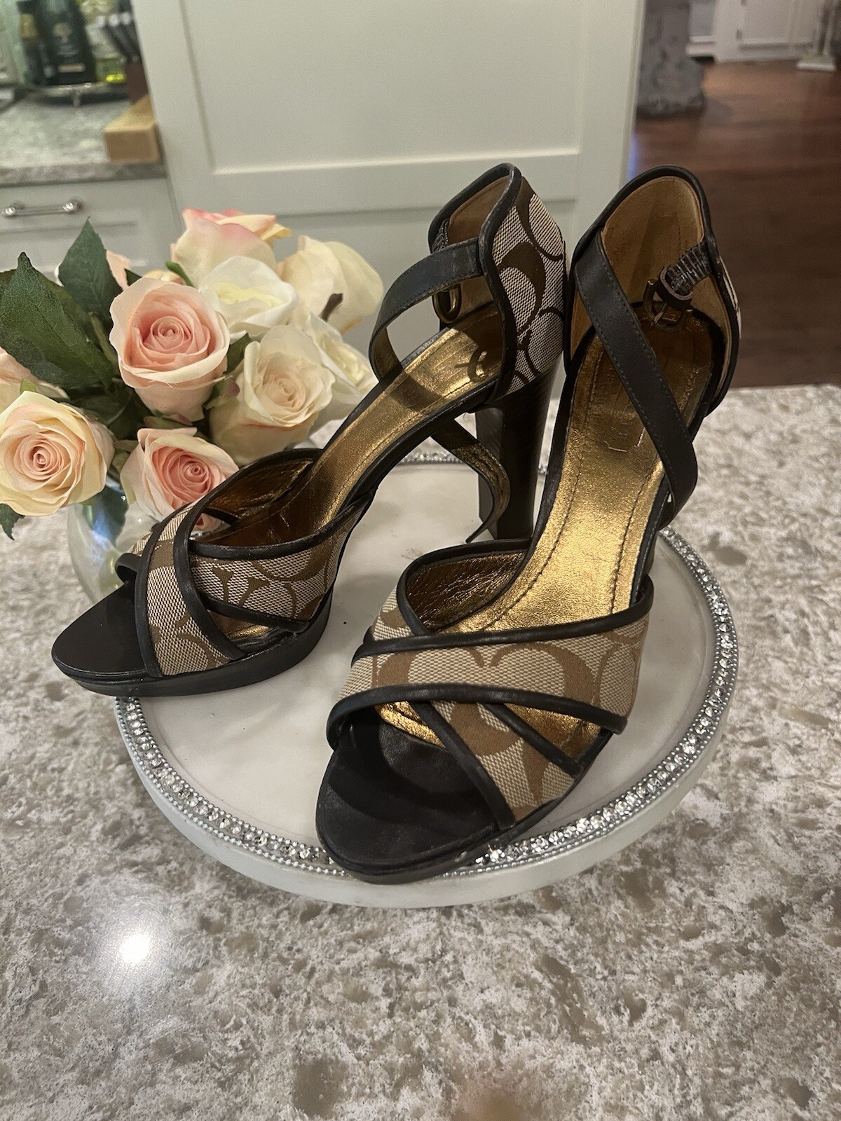 Coach Brown Logo Sandals Heels 7.5 Summer with Heel Repair-image