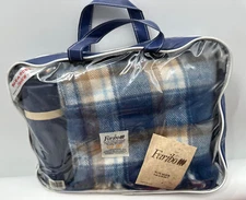 Vtg Faribo Faribault Woolen Mill Robe Blanket & Thermos Set Voyager Pak-a-robe