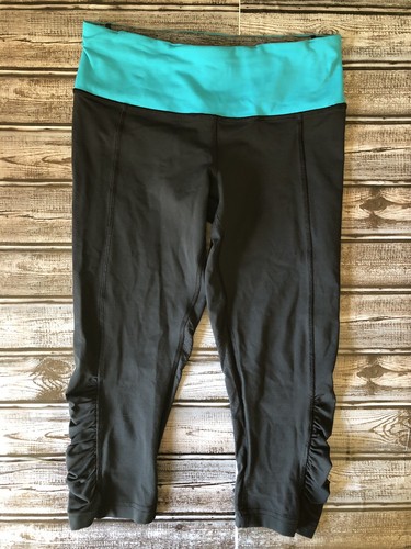 Lululemon Ruched Side Cropped Leggings 