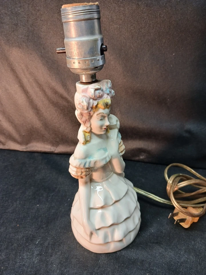 Старинный настольная лампа будуар фарфора керамики викторианской леди 10» высотой - Изображение 3 из 4
