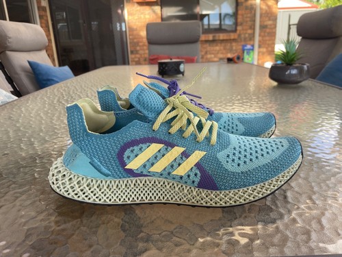 US11 - Adidas ZX Runner 4D Aqua GREAT CONDITION