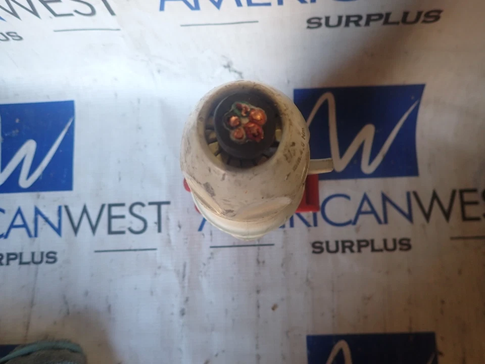 1 Used Walther Type 330 Receptacle 400v 32 amp  - Image 3 of 4