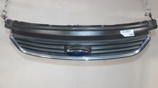 Calandre Ford KUGA