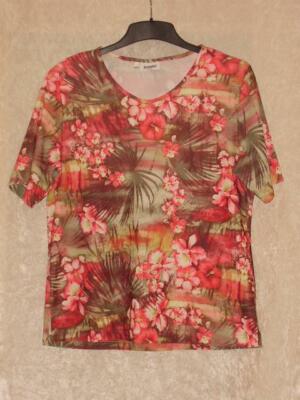 schönes buntes Blumen-Shirt von KOMBI MODE in Gr.40