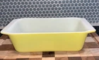 Vintage Pyrex Lemon Yellow Loaf Pan Baking Dish #913 8.5”X 4.5”X 2.5” USA GOOD