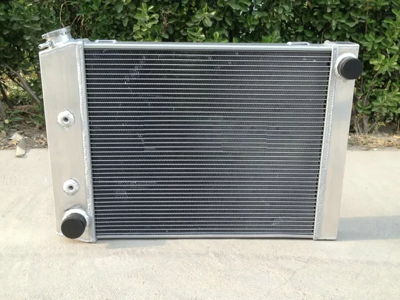 Aluminum Radiator For 1972-1982 Aftermarket Ford Cortina 6 Cylinder TC TD TE TF - image 3 of 4