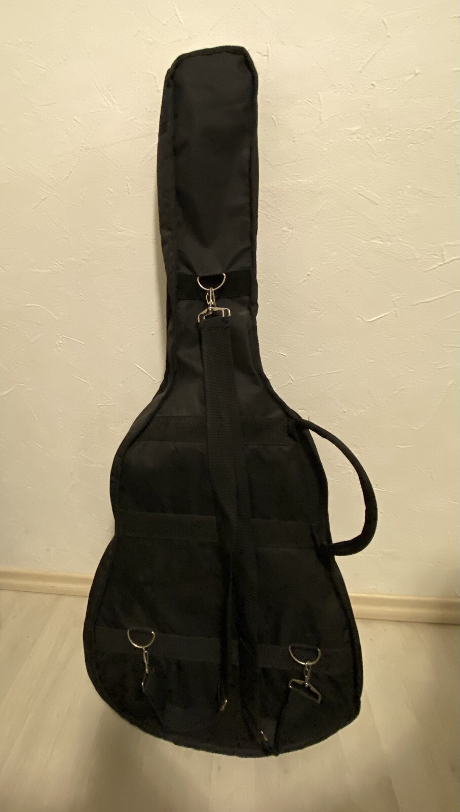 Marwell Westerngitarre Vesta schwarz, mit Cut, EQ, D`ADDARIO Saiten und