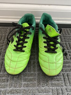 adidas astro turf trainers size 4