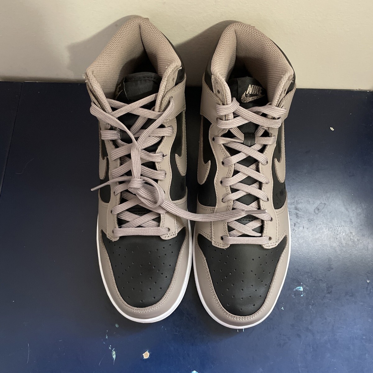 靴 Nike WMNS Dunk High Moon Fossil Amazon.com | Nike Womens Dunk High WMNS DD1869 002 Moon