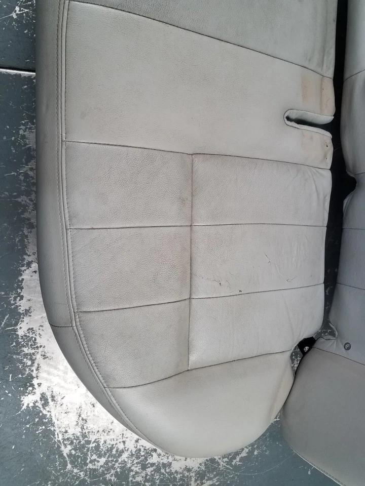 Grand Marquis/Corwn Vic Victoria 2004 asiento trasero de cuero #3420 E1 Foto 3 de 4