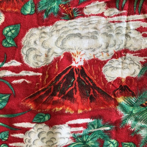 Pineapple Connection Hawaiian Aloha Shirt Erupting Volcanoes Hibiscus Flowers L - Picture 2 of 13