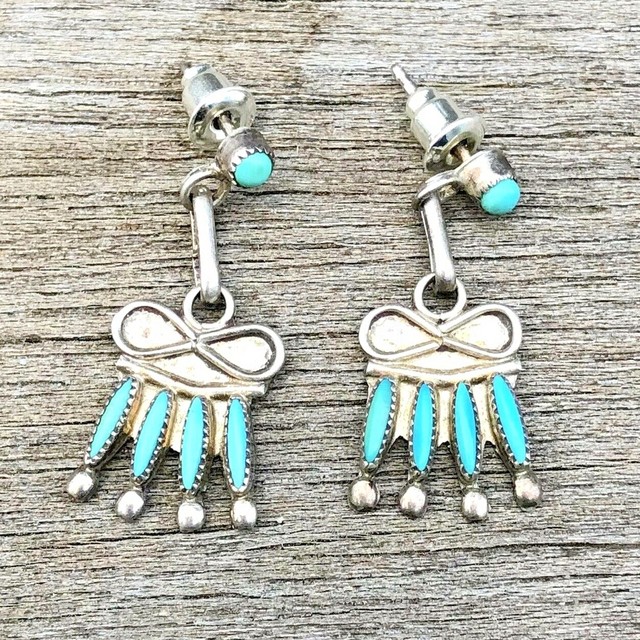 ZUNI Sterling Silver Turquoise NEEDLEPOINT Dangle Earrings Vintage