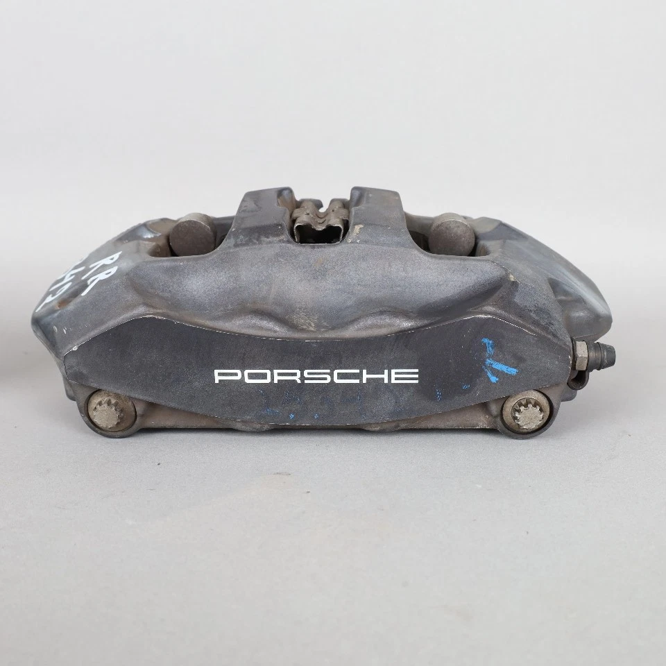 2011-2018 Porsche Cayenne Rear Brake Calipers Brembo Black 95835242301 OEM Used - Image 2 of 4