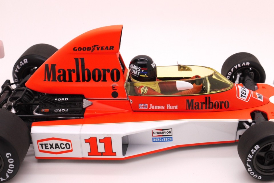 Minichamps 1/18 James Hunt M23 Marlboro McLaren – Long Beach GP, état Occasion