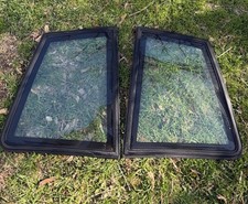 1981-1988 Monte Carlo Ss Rear Quarter Panel Windows Black Trimhardtop