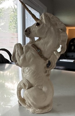 Rare Windstone Editions Fantasy White Rearing Unicorn Figurine w/Gold Horn  1989