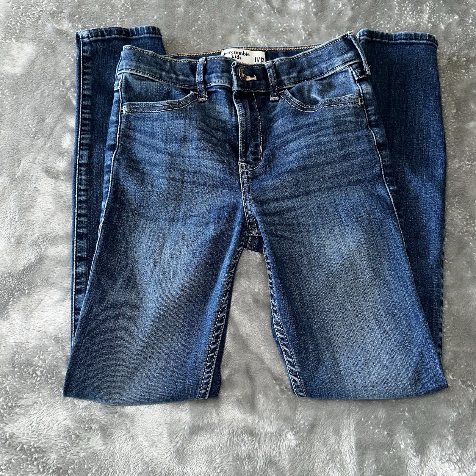 Picture 1 of 4