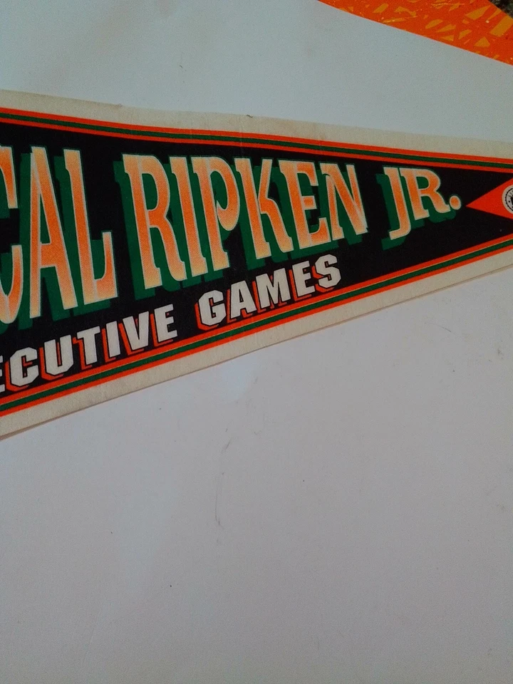 Banderín vintage 1995 Wincraft Orioles Cal Ripken Jr 2.131 juegos consecutivos LE Foto 2 de 4