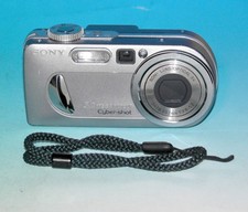 Reconditioned - Sony Cyber-shot DSC-P10 5.0MP Digital Camera 4000