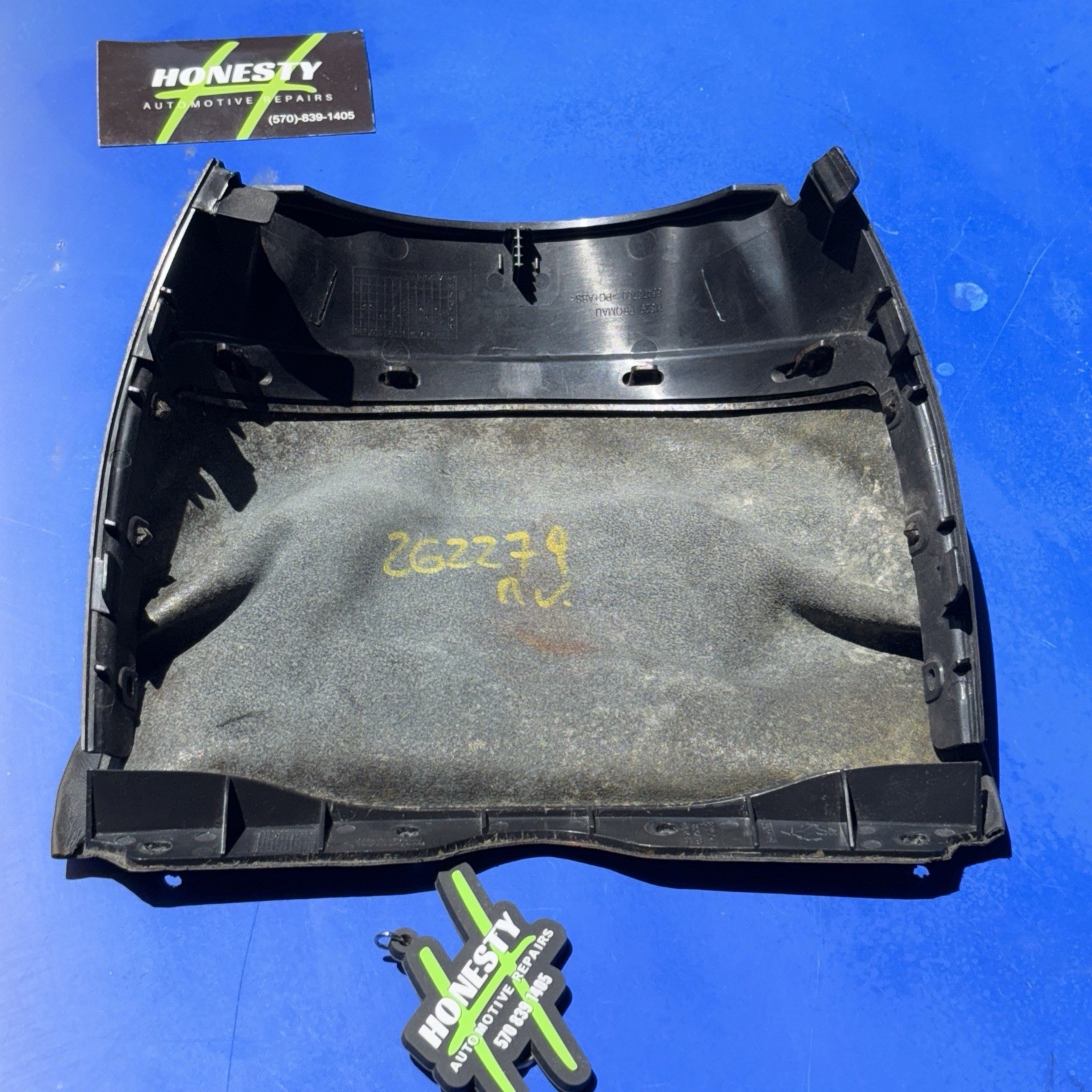 Ferrari 488 GTB / Spider Upper Steering Column Cover – OEM P/N 85478700 – Used