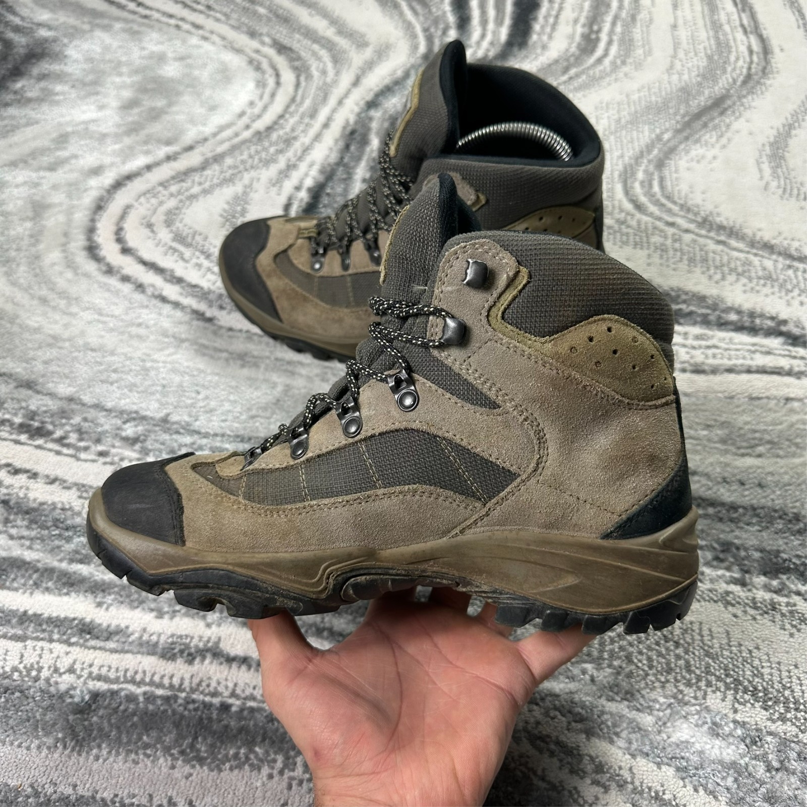 Vintage Scarpa Gore-Tex 'Go Up' Size UK 6.5 Beige Brown Hiking Walking Boots image 4