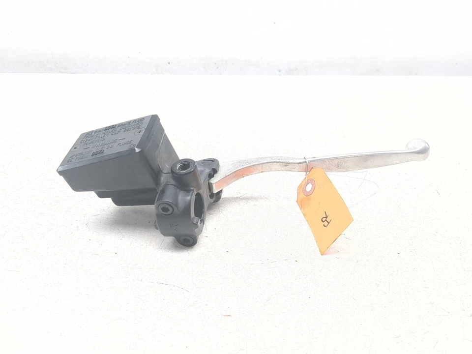 Cilindro mestre de freio dianteiro direito Buell Blast 00-09 - Imagem 4 de 4