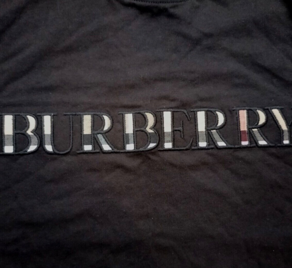 Mens Burberry t shirt. Size M Black eBay