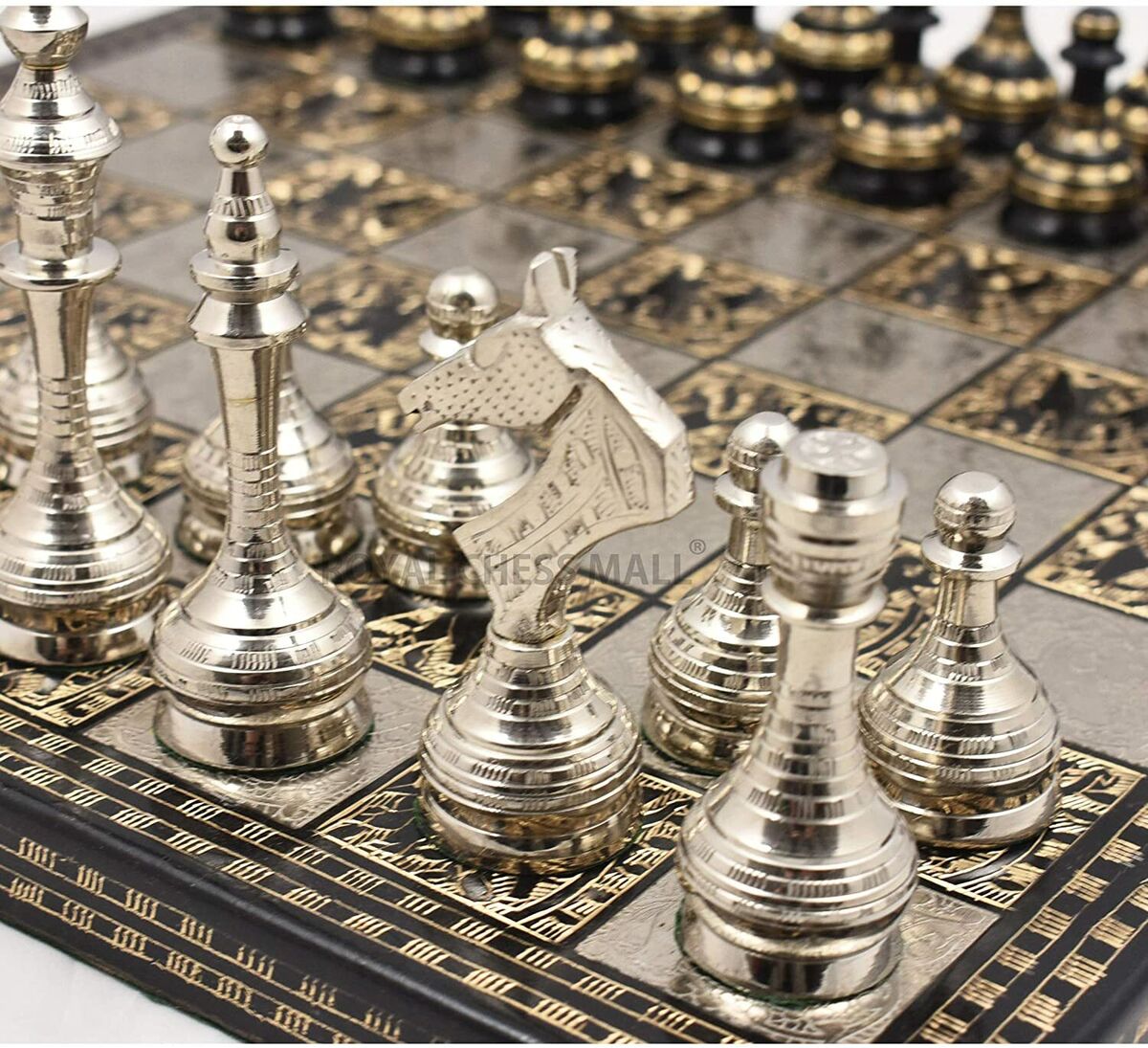 Brass Metal Luxury Chess set, Pieces & Board game antique collectibles  vintage