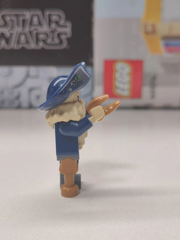 Pirates Of The Caribbean Davy Jones Custom Lego minifigure the Black Pearl 4184 - Image 3 of 4