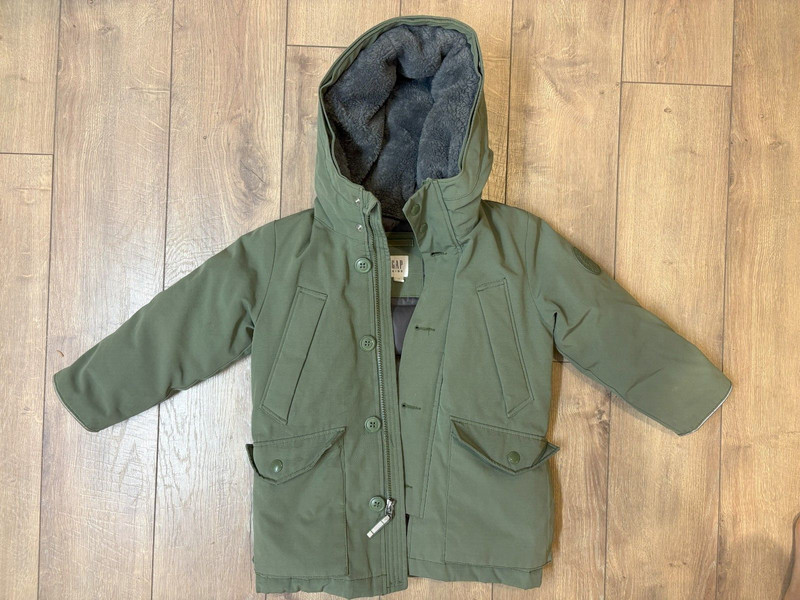 Gap boys olive green warmest parka size XS GUC with slight stains, no trim