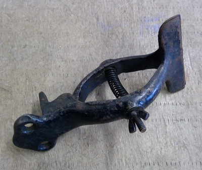 Vtg Old Small Cast Iron Saw Knife Sharpening Bench Vise Clamp Shop Tool 4'' Jaws