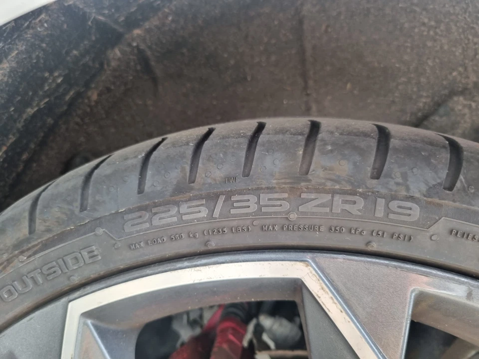 Alufelgen Mit Reifen - Bild 3 von 4