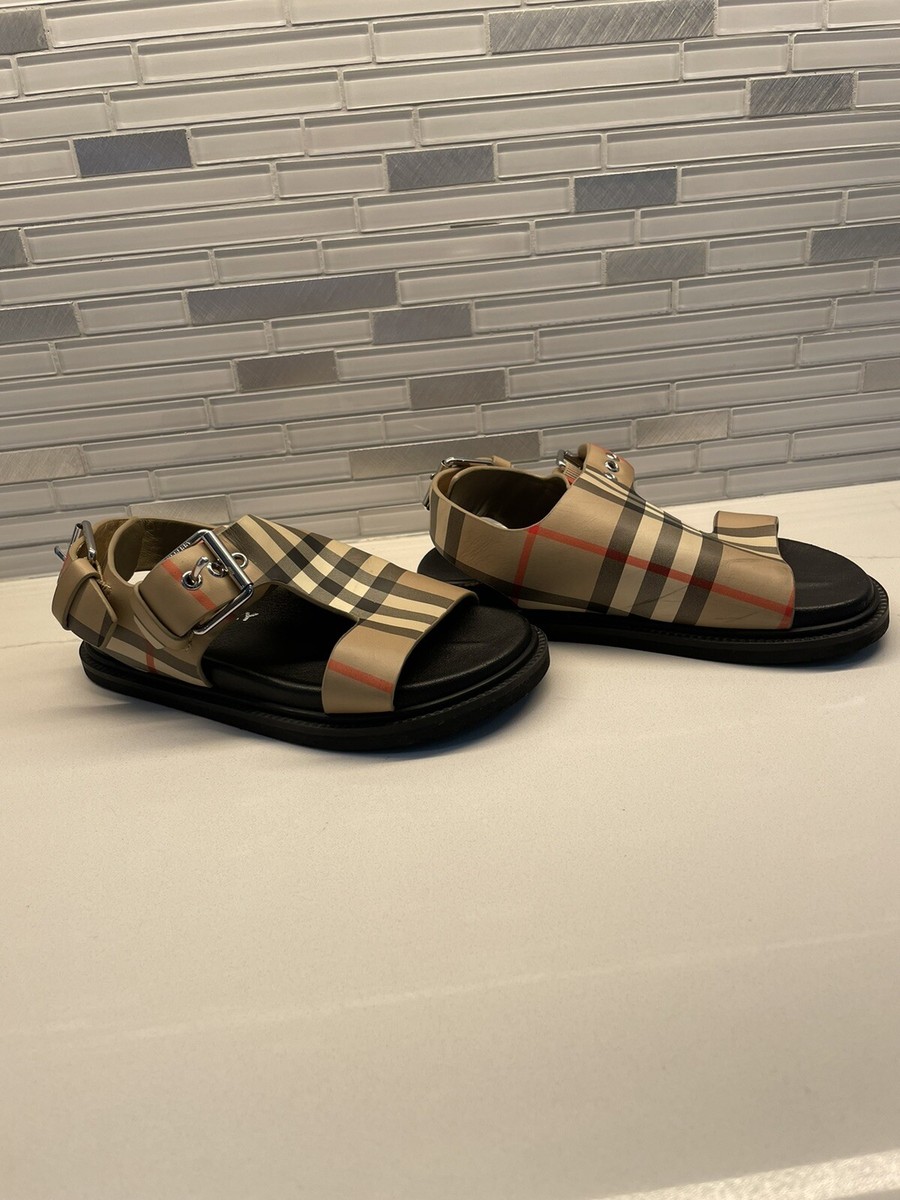 Burberry girls vintage Bertha checked=