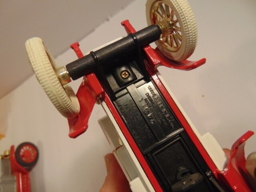 True Value Hardware promo replica antique Ford car bank; made by Ertl - Picture 7 of 11