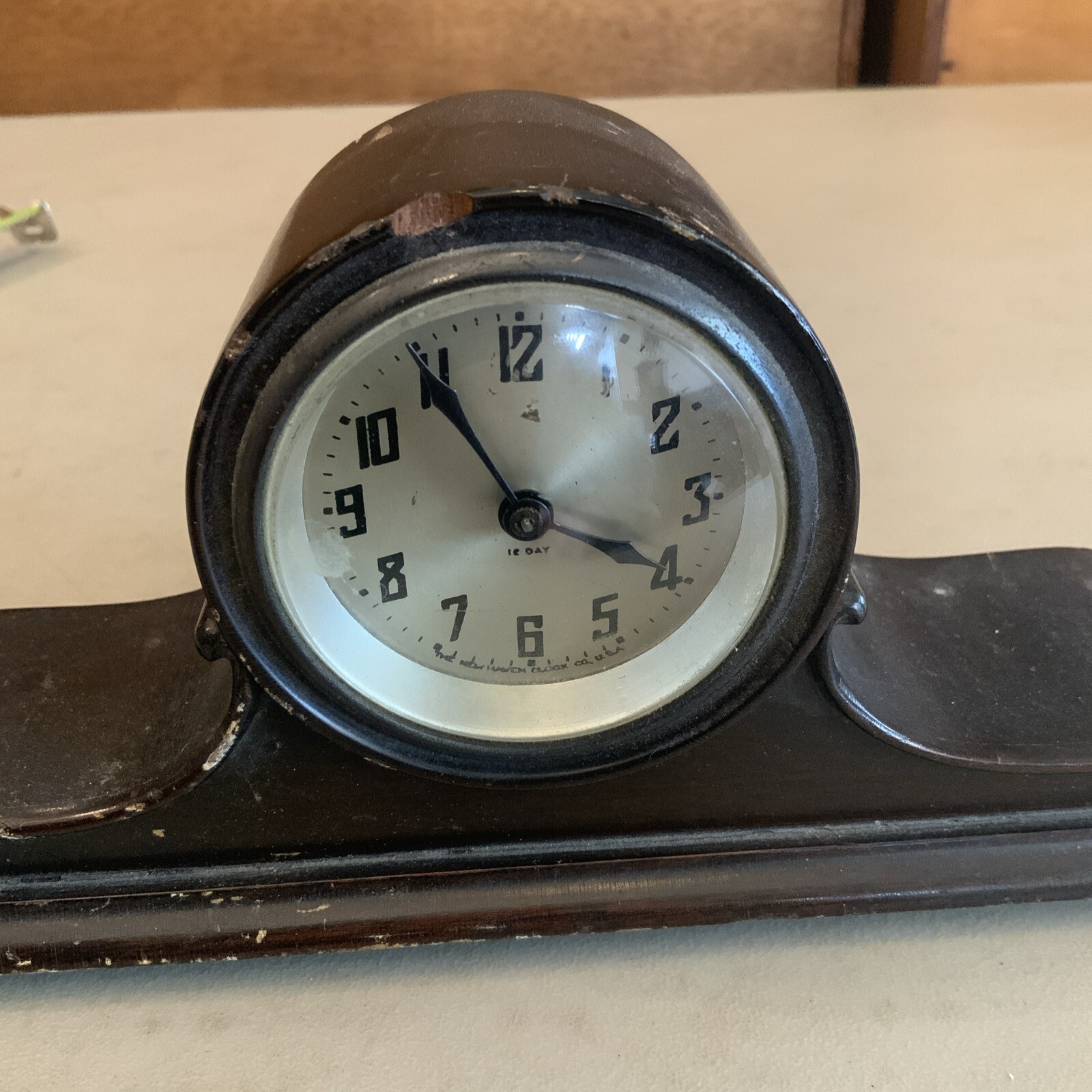 Works! VINTAGE ANTIQUE NOVELTY ART NOUVEAU WIND UP SMALL Mantle CLOCK