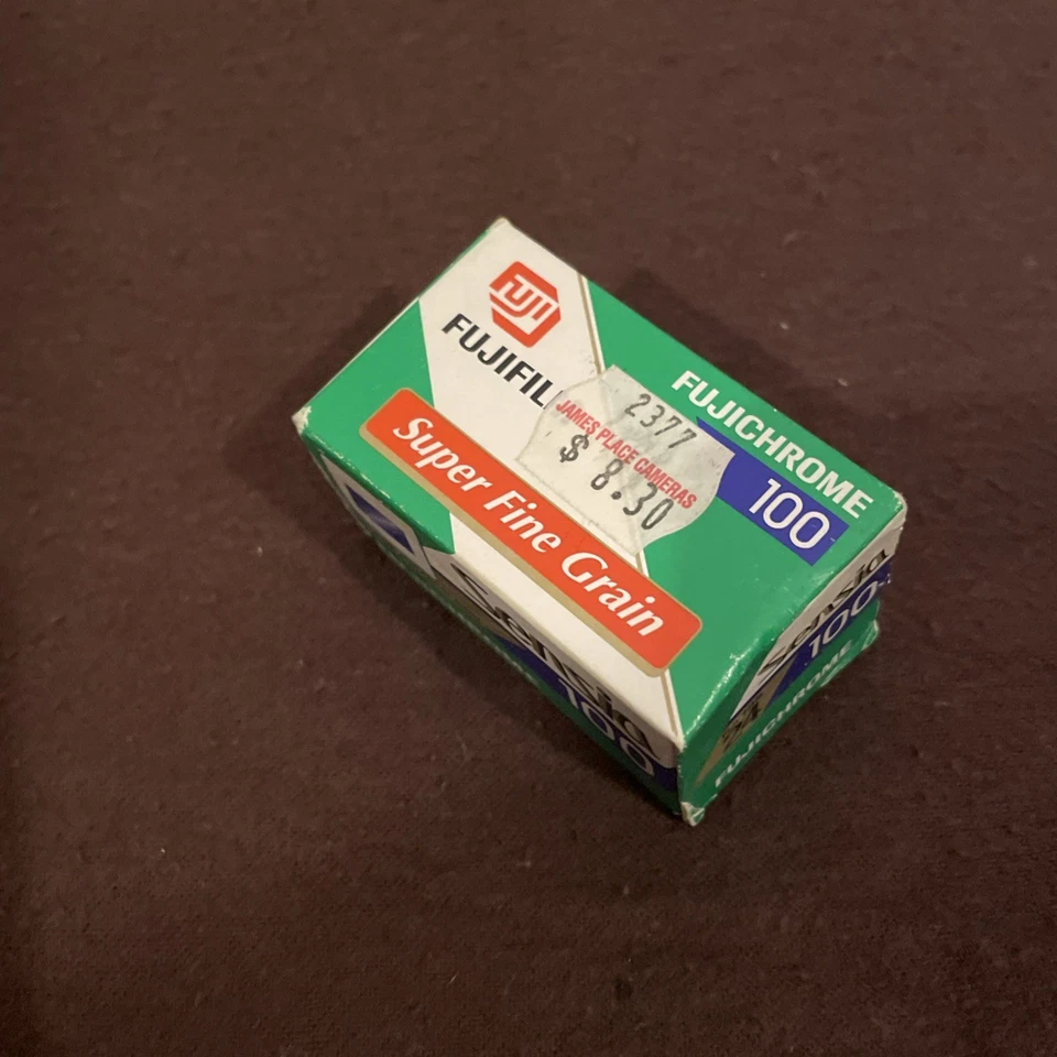 1 Roll X Fujifilm Sensia 100 35mm 135 Slide Film Japan – 24 Shot, Expired 2008 - Image 2 of 4