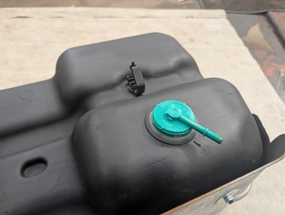Chevrolet Trailblazer Fuel Tanks - Advance Auto Parts