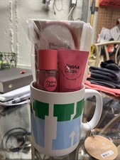 VICTORIA SECRET PINK - FRESH AND CLEAN - MUG GIFT SET - SOCKS,MINI MIST N LOTION