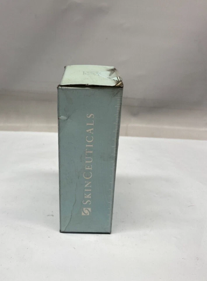 SkinCeuticals Blemish + Age Defense - 1 fl oz - Minor Box Damage - Image 2 of 4