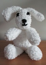 HAND KNITTED DOG CHILDRENS  DOG/PETS CUDDLY TOY. WHITE. XMAS GIFT. XMAS GIFT.
