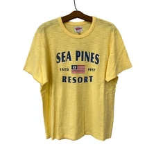 Standard Rec Sea Pines Resort Graphic T Shirt Men Medium Yellow Crewneck Tee NEW